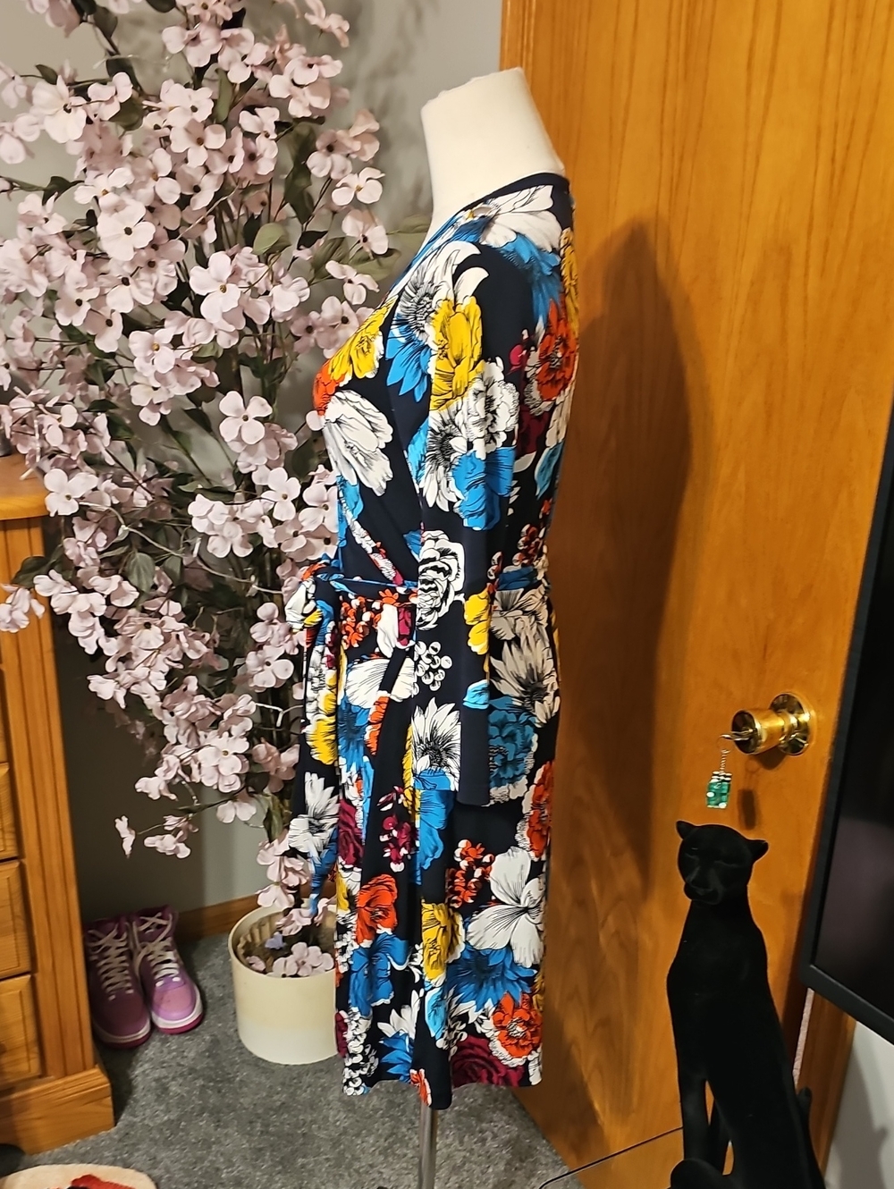 Banana Republic Floral Wrap Dress - Picture 4 of 9